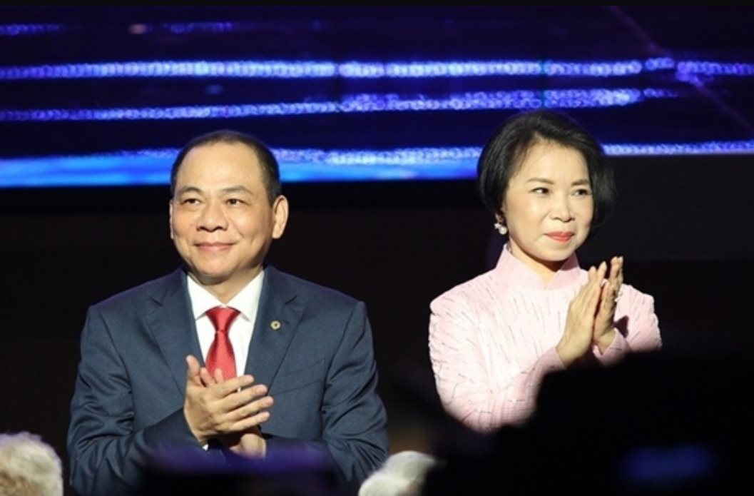 Chân dung người vợ kín tiếng cực ít lộ diện của ông Phạm Nhật Vượng: Khối tài sản vừa tăng 20.000 tỷ từ đầu năm, là người phụ nữ giàu Top 2 trên sàn chứng khoán Việt- Ảnh 1.