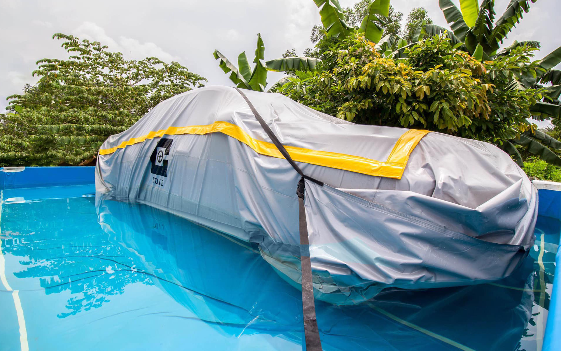 B&atilde;o cận kề Việt Nam, m&oacute;n đồ bảo vệ &ocirc; t&ocirc; n&agrave;y lại sốt tr&ecirc;n MXH: Ngập mấy cũng kh&ocirc;ng sợ nhưng cần đảm bảo một yếu tố- Ảnh 5.