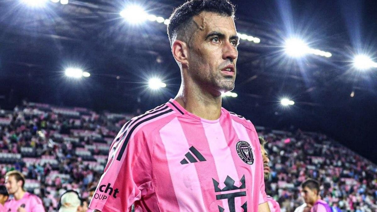 Busquets tuyên bố treo giày- Ảnh 1.