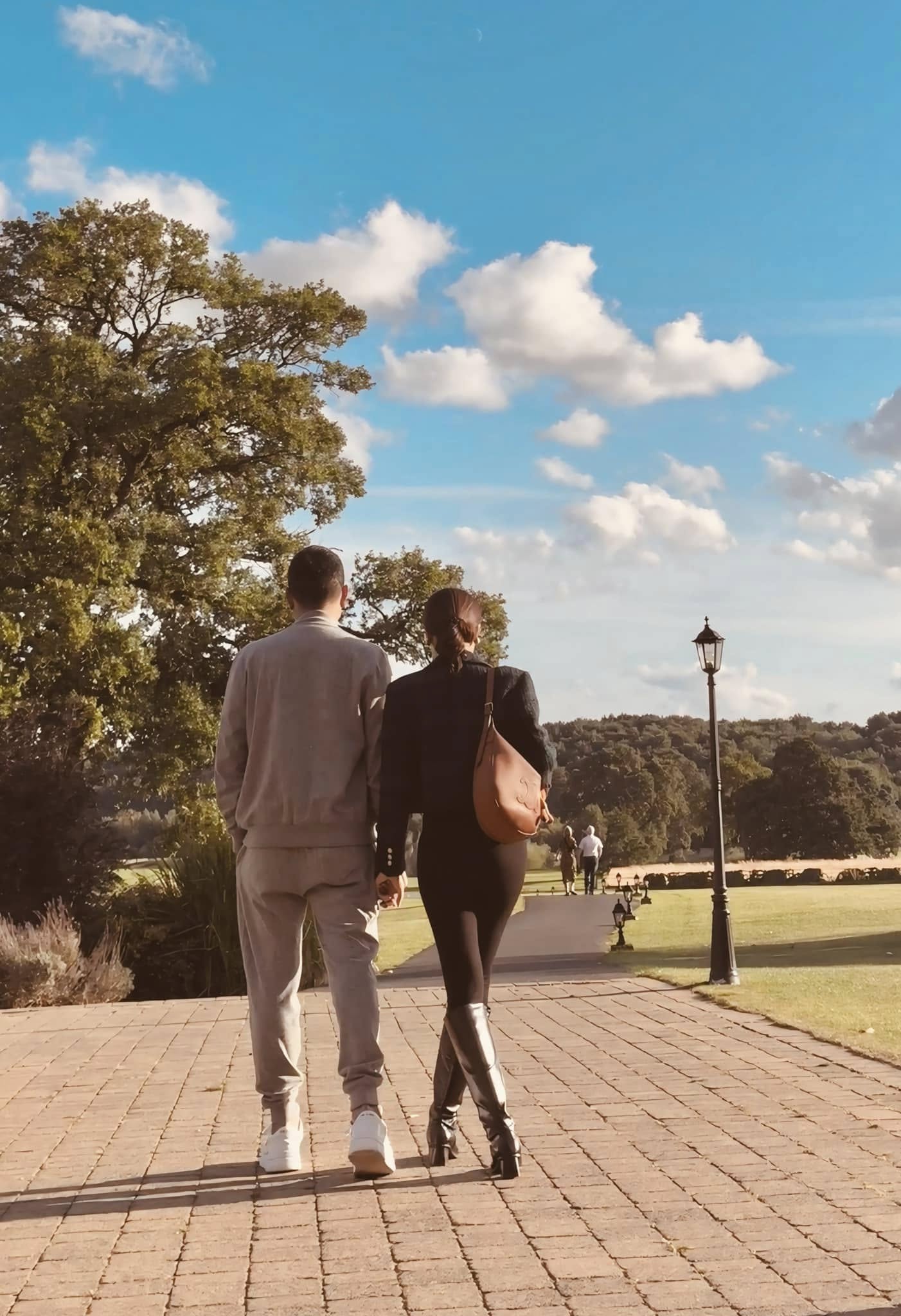 Bóc tách cuộc sống thật của hội phu nhân tổng tài ở Việt Nam, làm gì có ai Bóc tách cuộc sống thật của hội phu nhân tổng tài ở Việt Nam, làm gì có ai