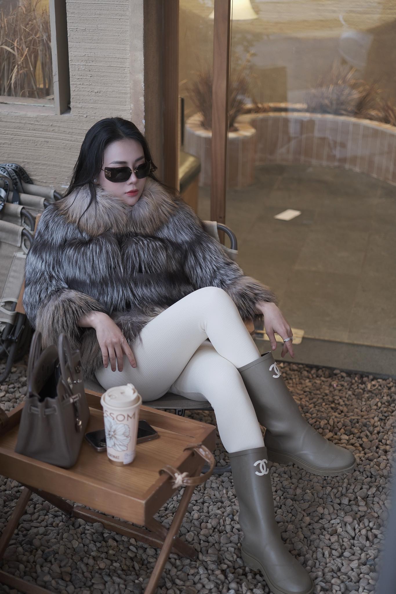 Bóc tách cuộc sống thật của hội phu nhân tổng tài ở Việt Nam, làm gì có ai Bóc tách cuộc sống thật của hội phu nhân tổng tài ở Việt Nam, làm gì có ai