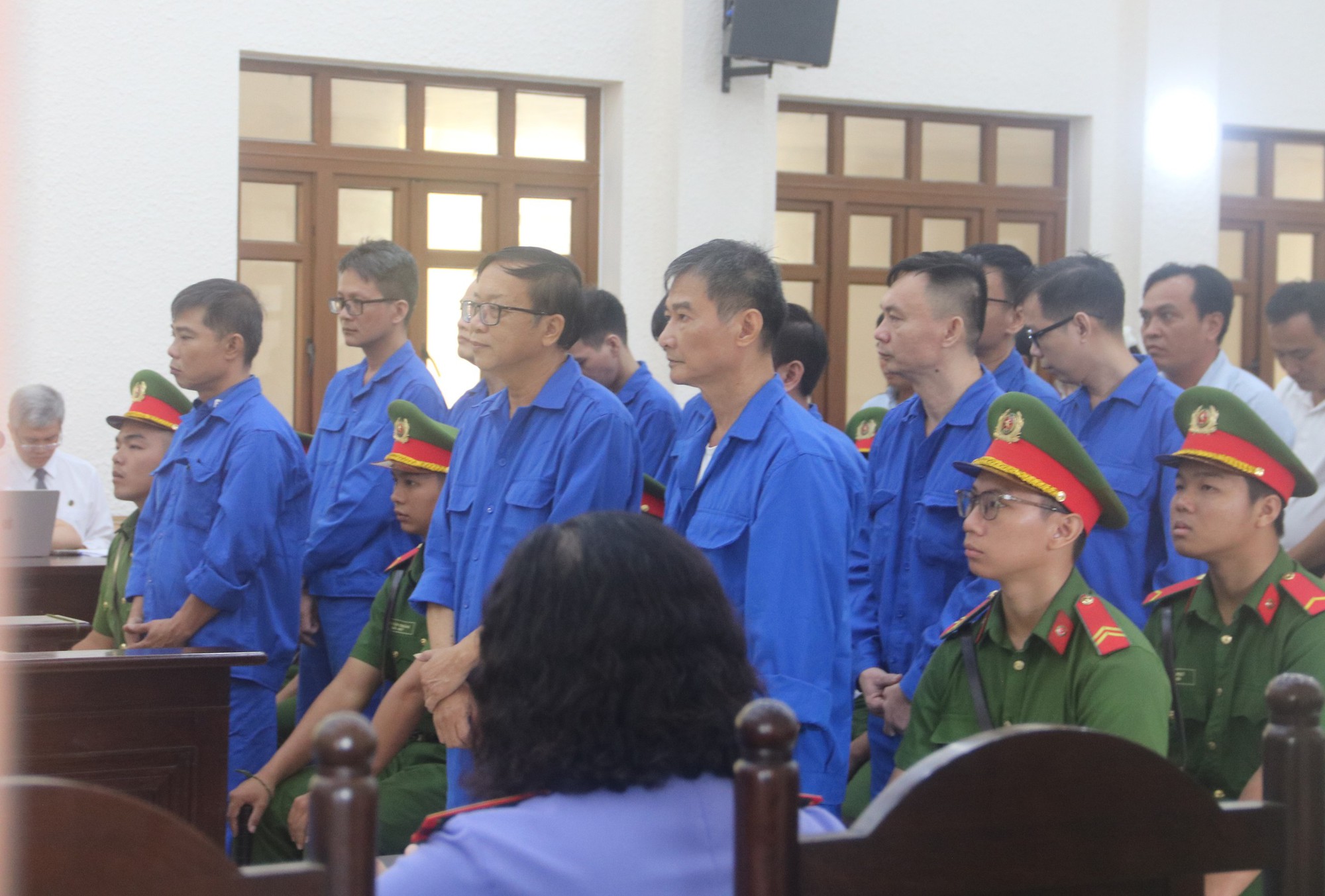 Tuyên án cựu Giám đốc Điện lực Bình Thuận và Chủ tịch Tập đoàn Tuấn Ân- Ảnh 2. Tuyên án cựu Giám đốc Điện lực Bình Thuận và Chủ tịch Tập đoàn Tuấn Ân- Ảnh 2.