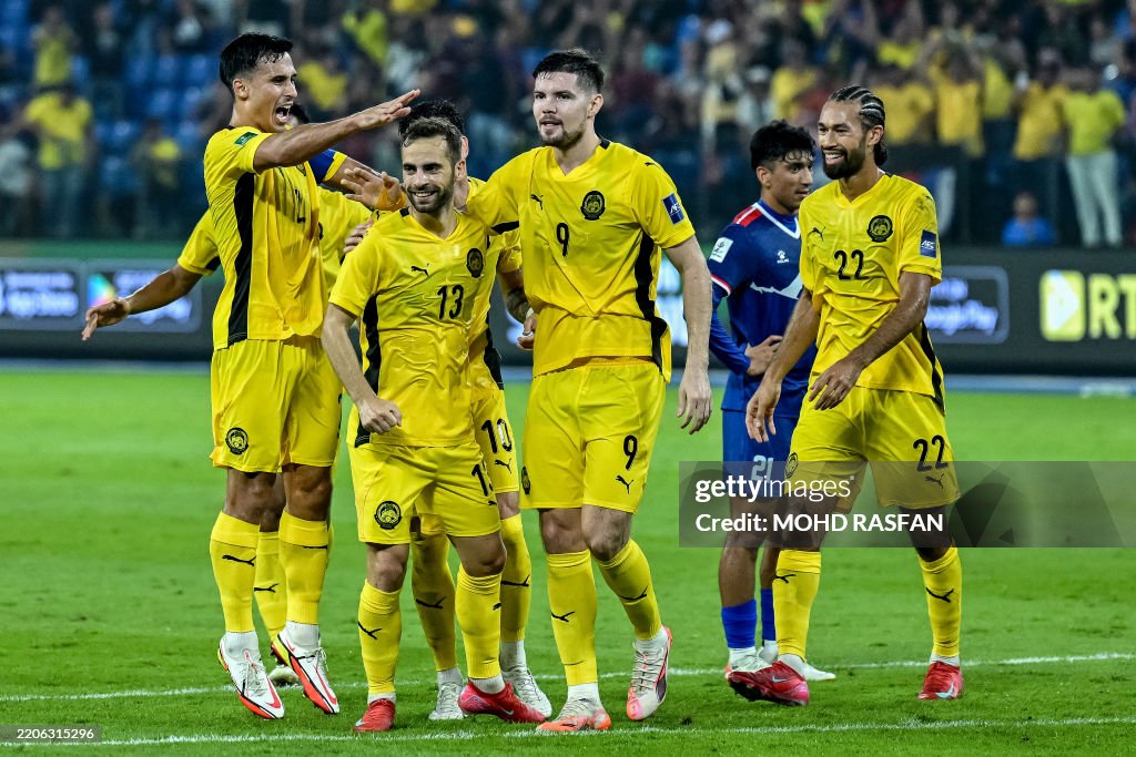 Tuyển Malaysia đối mặt cú sốc lớn: Có thể bị xử thua nhiều trận, hết cơ hội tranh vé với tuyển Việt Nam?- Ảnh 2.