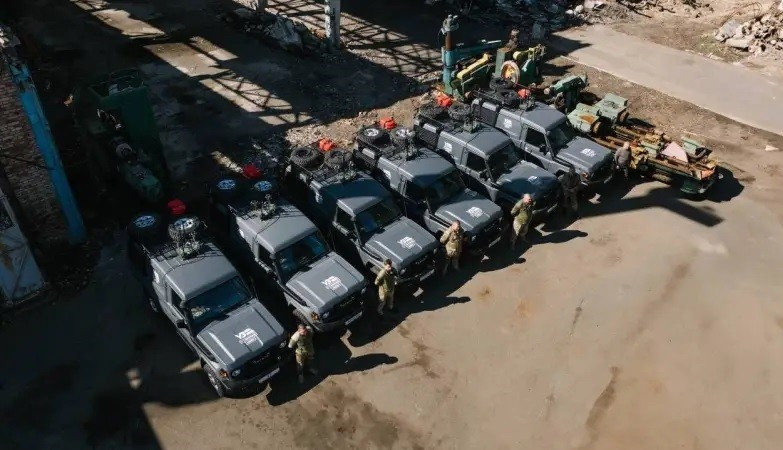 Đ&ograve;n đ&aacute;nh thẳng v&agrave;o bao tử qu&acirc;n đối phương ở Sumy- Ảnh 1.