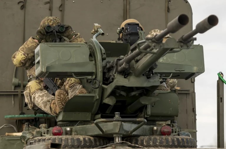 9 nước EU và Ukraine họp khẩn dựng 'drone wall': Quốc gia tiền tuyến duy nhất vắng mặt- Ảnh 1.