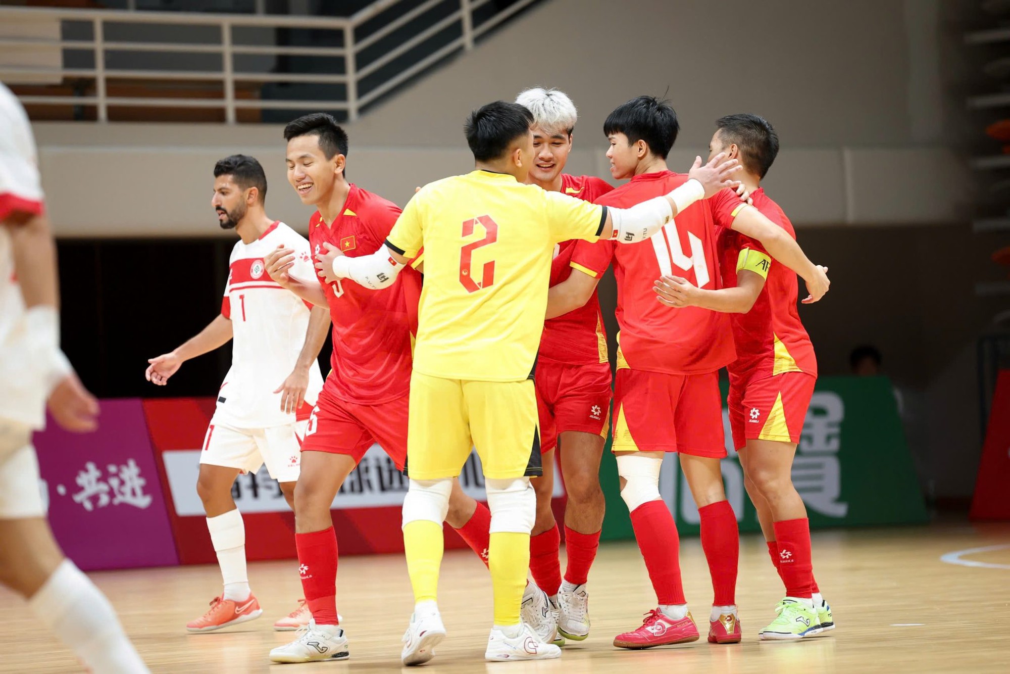 Tuyển Việt Nam sẽ rơi vào bảng “tử thần” ở giải châu Á sau chiến tích thắng giòn giã?- Ảnh 1.