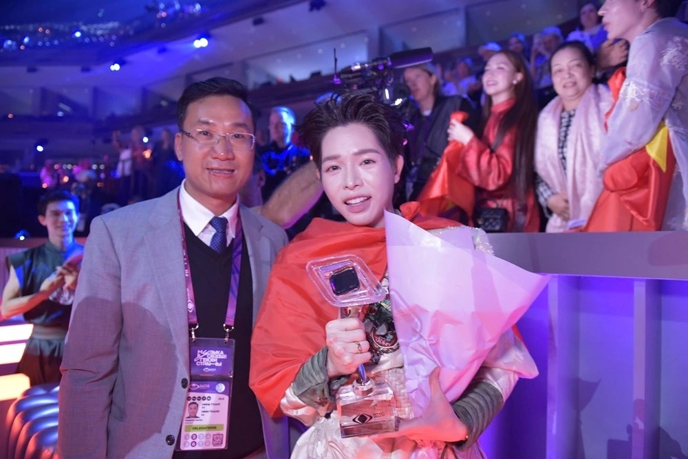 Cát xê của Đức Phúc tăng gấp 2 lần hậu chiến thắng Intervision 2025, chạm đến mốc tiền tỷ?- Ảnh 2.