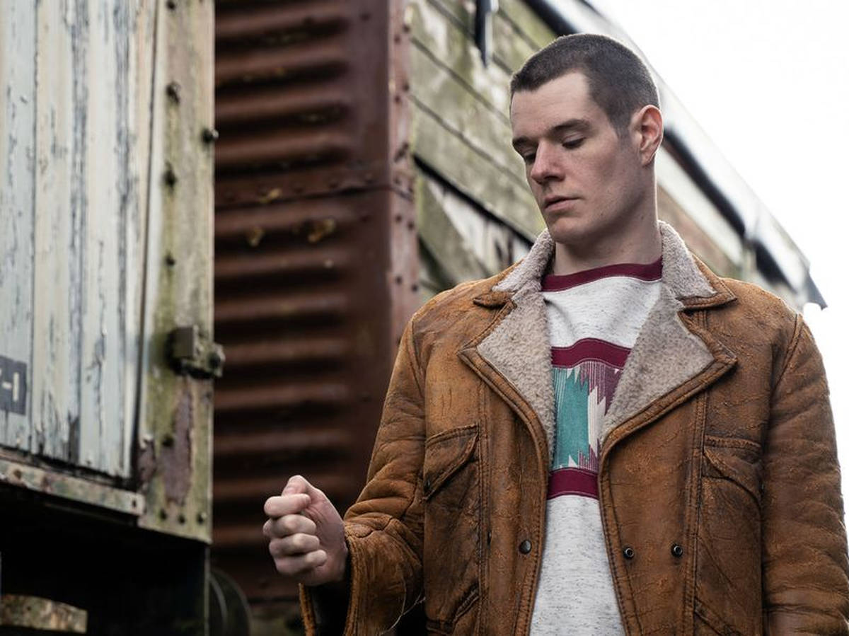 Xem phim Sex Education, t&ocirc;i mới hiểu v&igrave; sao em họ từng cắt đứt li&ecirc;n lạc với gia đ&igrave;nh trong suốt 5 năm trời- Ảnh 2.