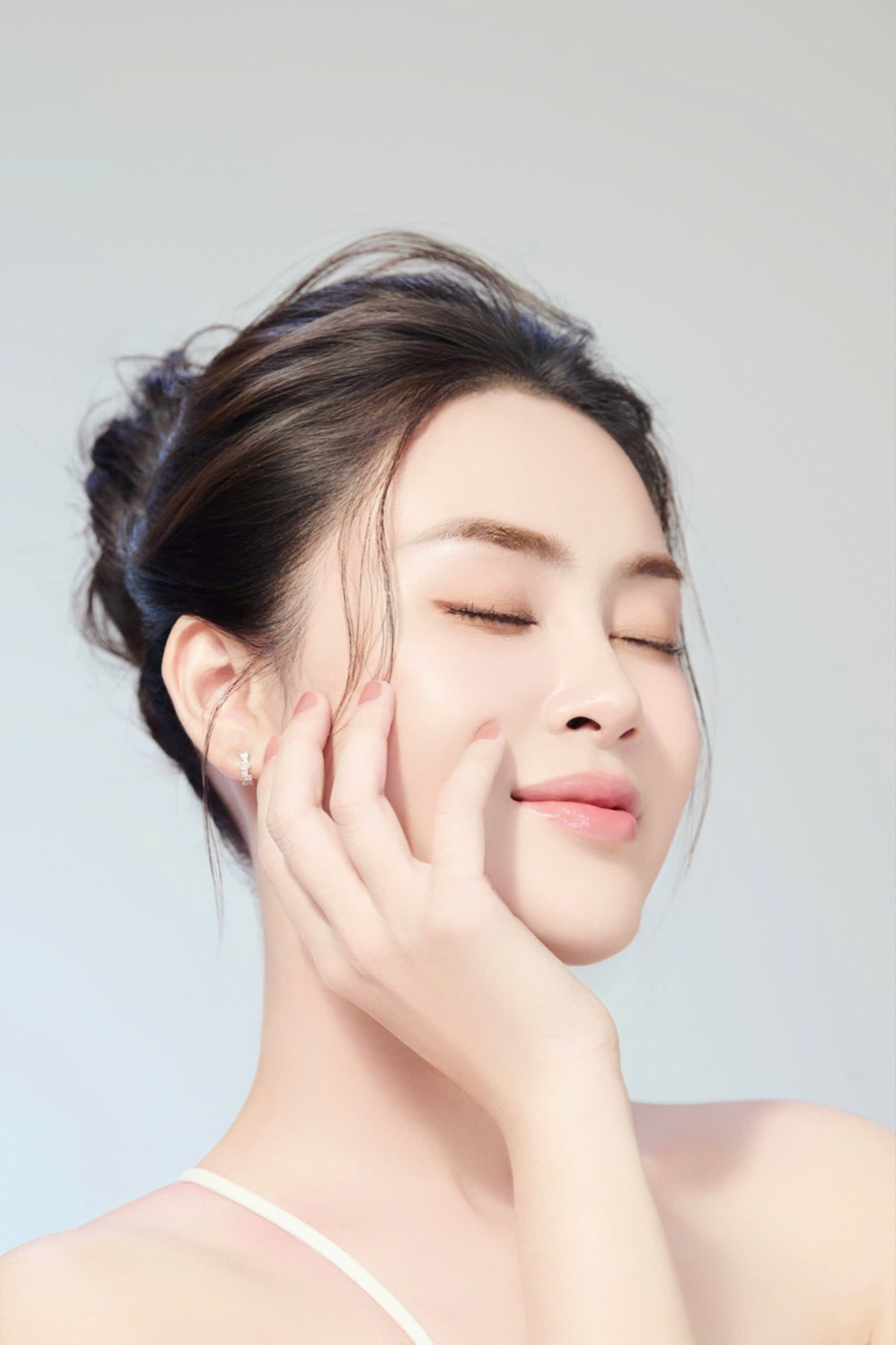 Hoa hậu Lý Kim Thảo "lên chức" bà chủ ở tuổi 29- Ảnh 3.