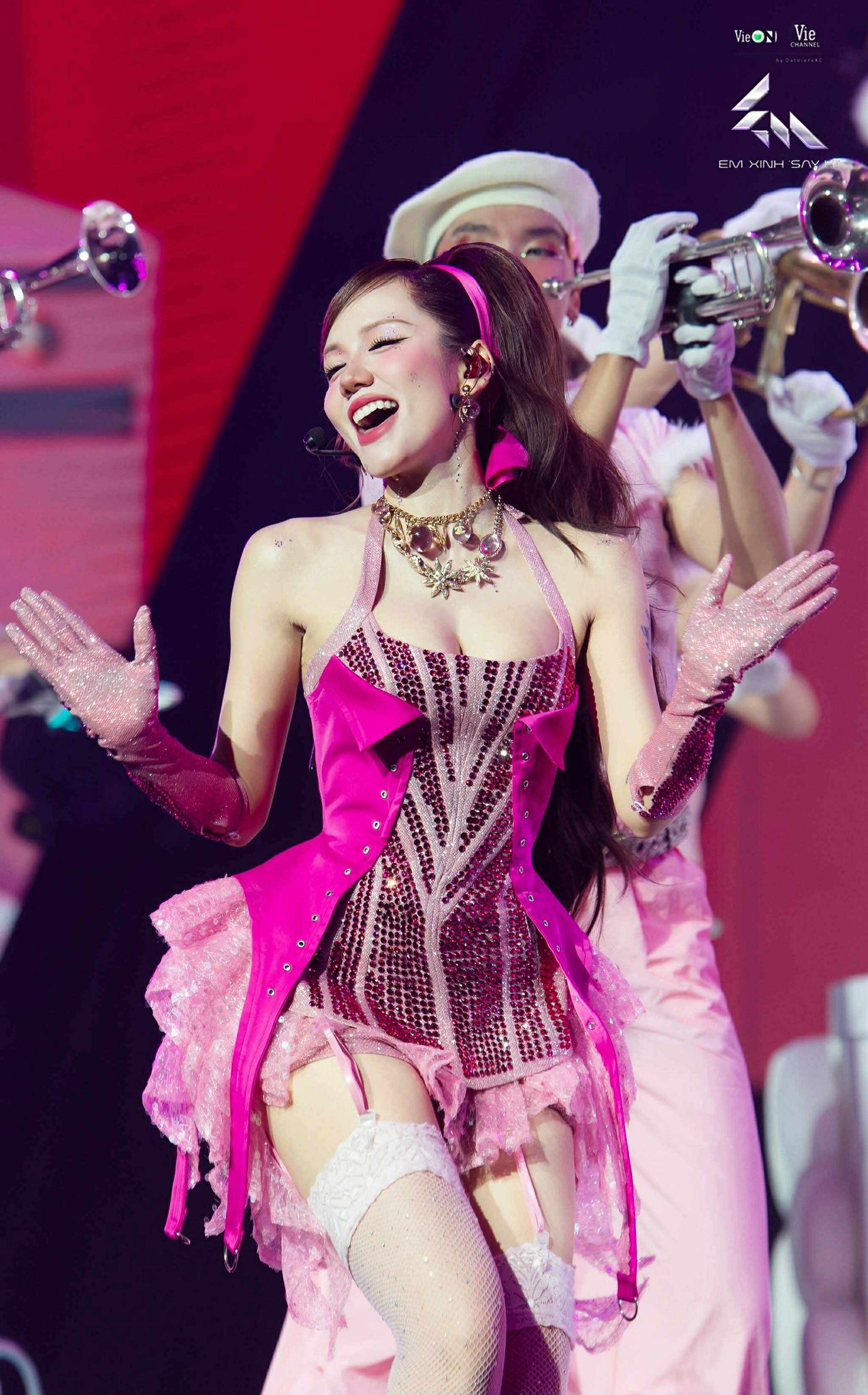 Trả lại "vợ quốc dân" Phương Ly của ngày xưa đây!- Ảnh 9. Trả lại "vợ quốc dân" Phương Ly của ngày xưa đây!- Ảnh 9.