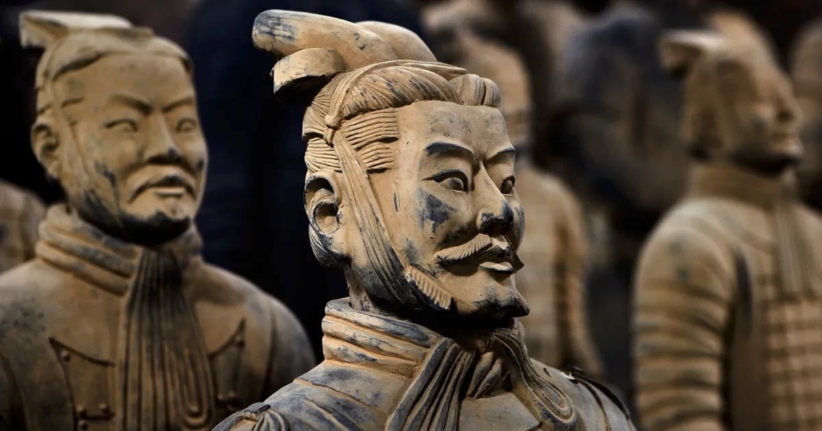 Khi khai quật đội quân đất nung trong lăng Tần Thuỷ Hoàng, chuyên gia đã phạm sai lầm lớn: 15 giây "mất mát" mà Trung Quốc mãi tiếc nuối- Ảnh 4.