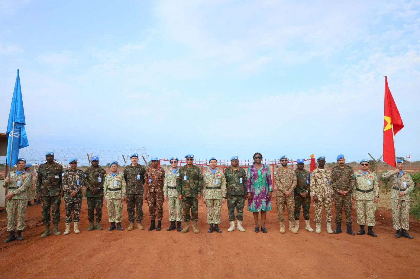 Nghi lễ đặc biệt tiễn Đội C&ocirc;ng binh số 3 Việt Nam trở về Tổ quốc- Ảnh 1.