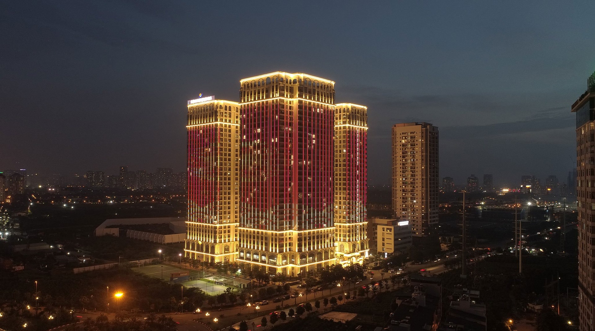 Đại gia địa ốc bứt phá lên vị trí số 2 thị trường, chỉ sau Vinhomes, ông chủ trở thành tỷ phú đôla- Ảnh 2.