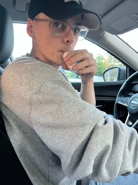 Đang khỏe mạnh bỗng bị xẹp phổi, thanh niên 24 tuổi hối hận vì đã làm 1 điều suốt gần 10 năm- Ảnh 1. Đang khỏe mạnh bỗng bị xẹp phổi, thanh niên 24 tuổi hối hận vì đã làm 1 điều suốt gần 10 năm- Ảnh 1.