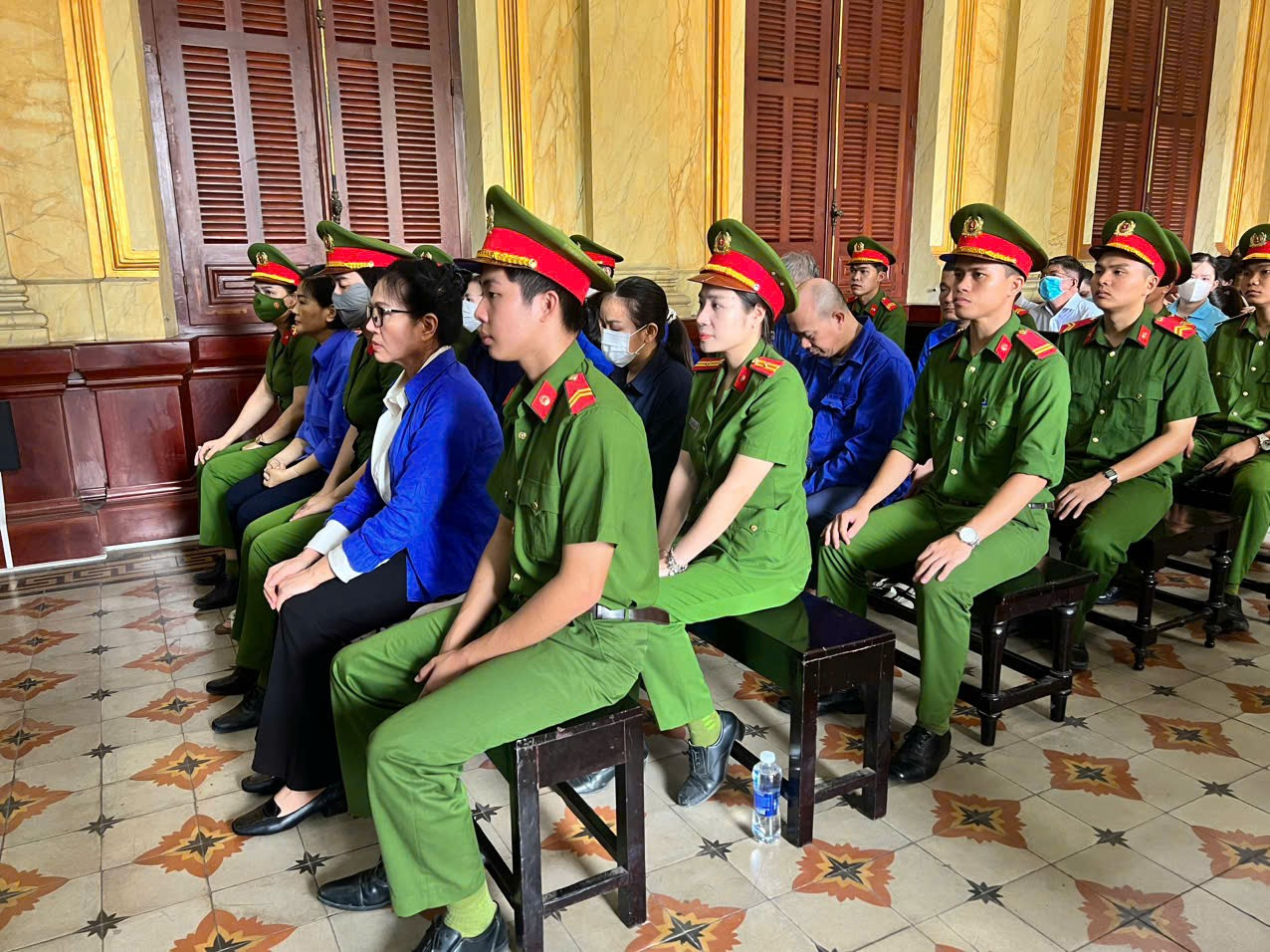 Cựu Tổng giám đốc SJC Lê Thúy Hằng bị đề nghị mức án 28-30 năm tù- Ảnh 2.