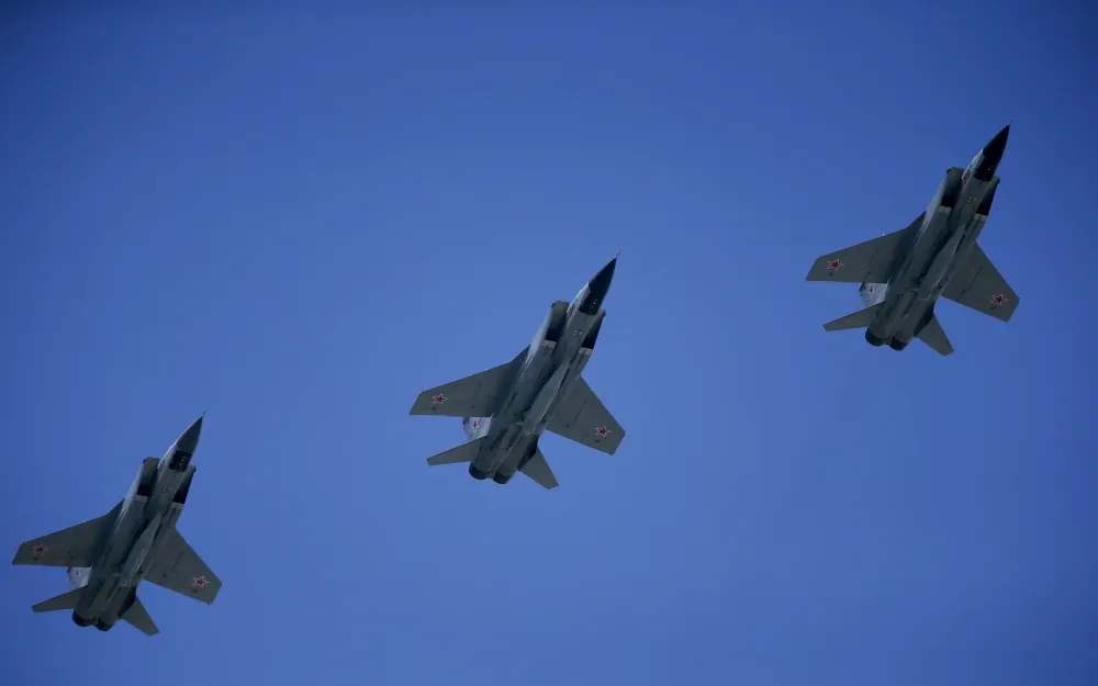 Phản ứng kh&aacute;c biệt giữa Mỹ v&agrave; ch&acirc;u &Acirc;u đối với nhiều vụ x&acirc;m phạm kh&ocirc;ng phận NATO- Ảnh 1.