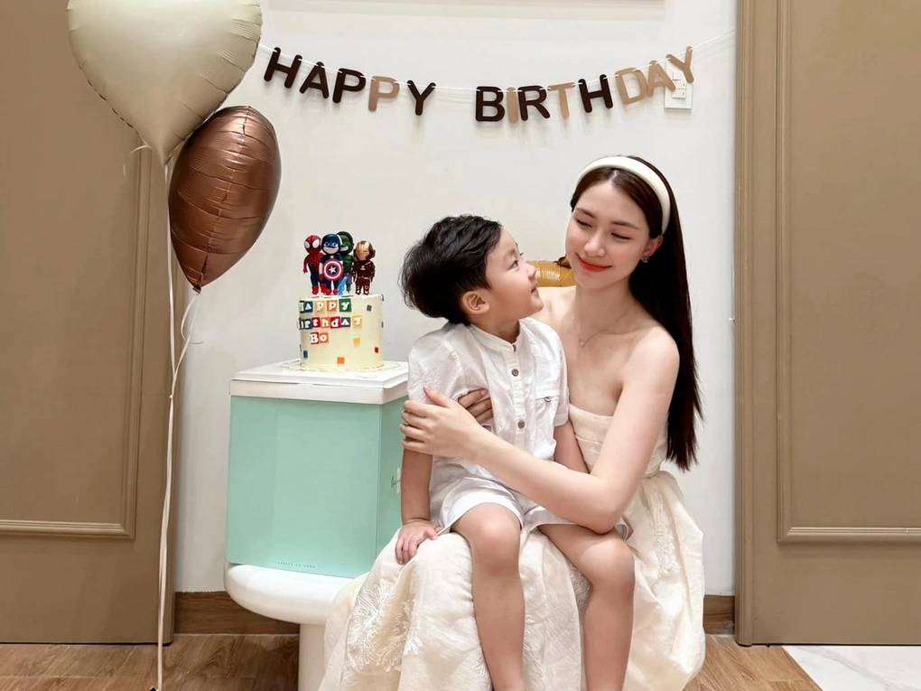 Đường tình lận đận của nữ ca sĩ 30 tuổi là mẹ đơn thân, vẫn đợi một ngày được "làm cô dâu xinh đẹp"- Ảnh 2.