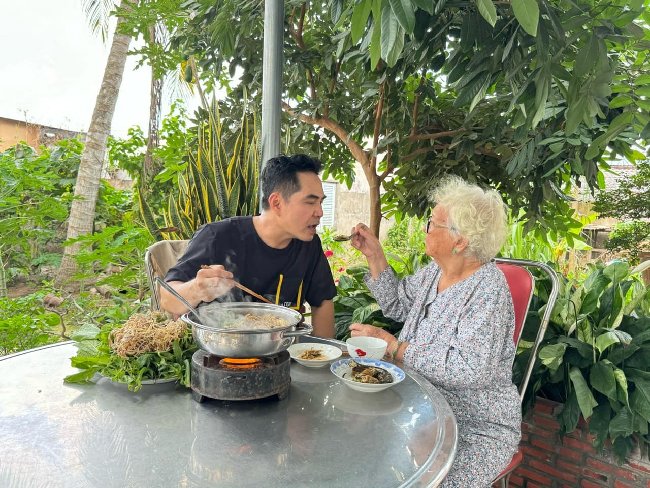 Tuổi 52 cực phong độ của "ông trùm đại gia Vĩnh Long" được Cát Tường công khai gọi "ông xã"- Ảnh 7.