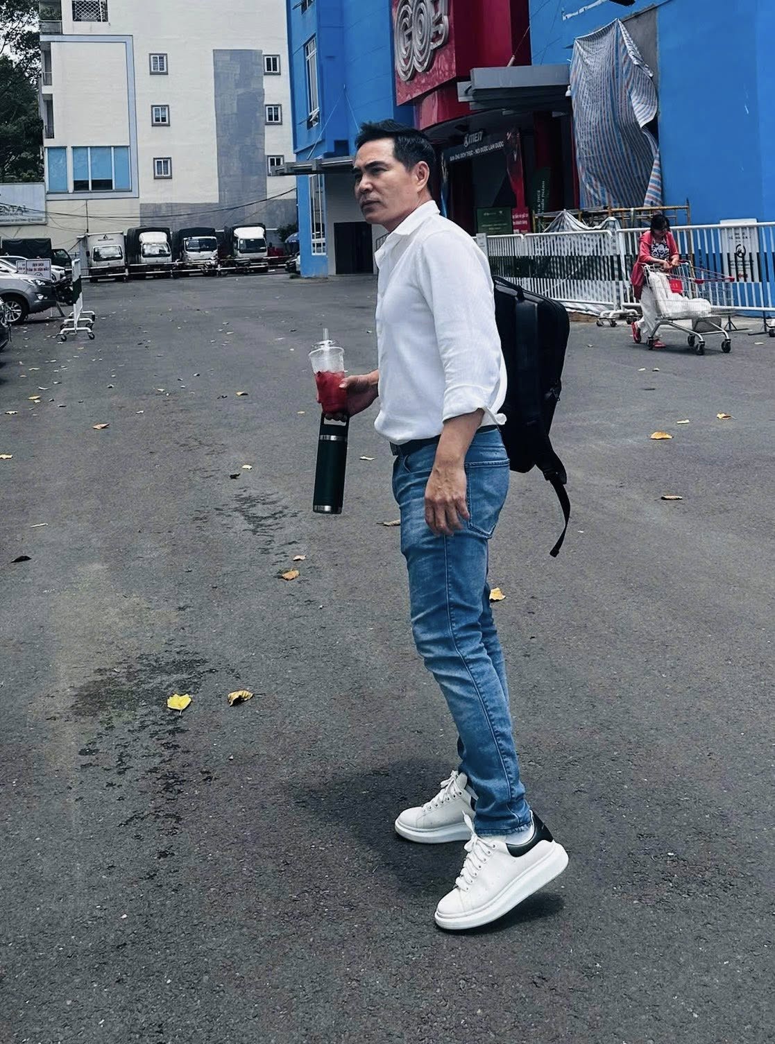 Tuổi 52 cực phong độ của "ông trùm đại gia Vĩnh Long" được Cát Tường công khai gọi "ông xã"- Ảnh 13.