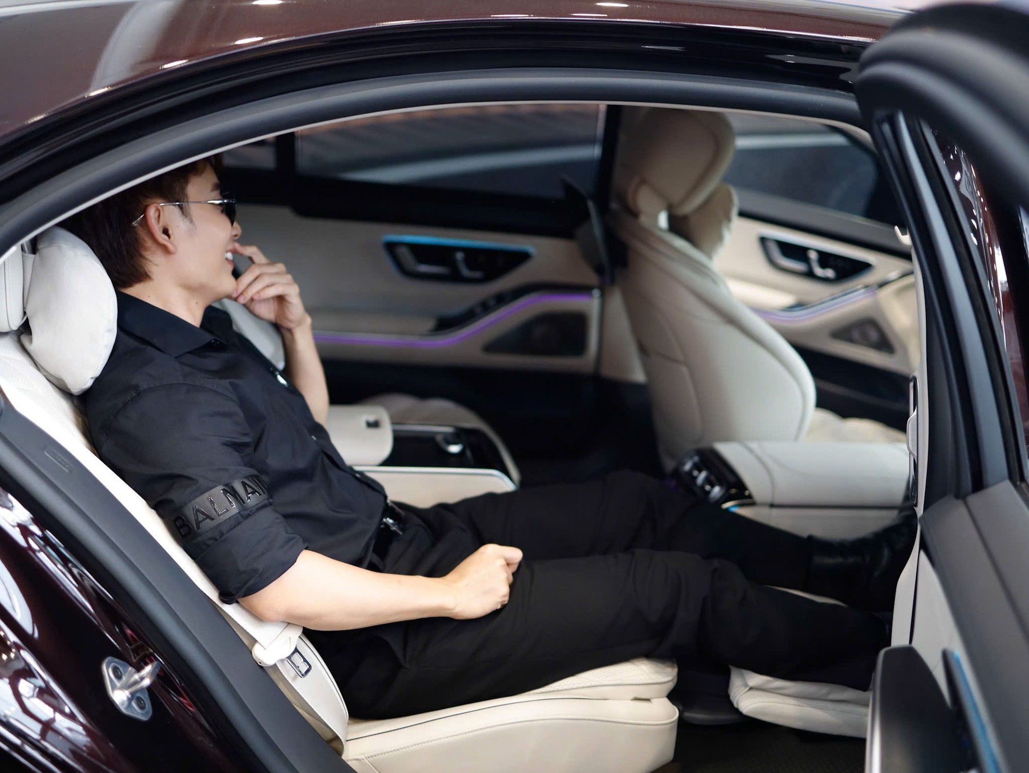 Ca sĩ Trúc Nhân tậu Mercedes-Benz S 450L trước thềm biểu diễn tại BCA 2025, nhập hội cùng Bích Phương, Hoà Minzy- Ảnh 5.