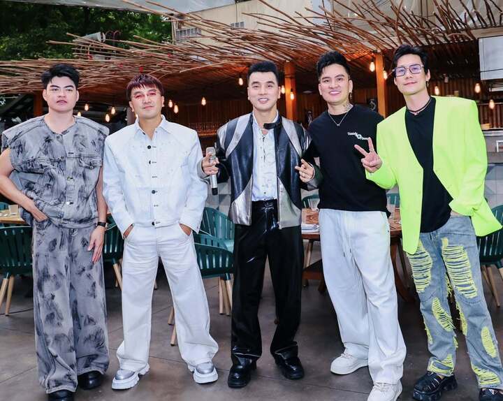 Khánh Phương xin lỗi  - Ảnh 3.