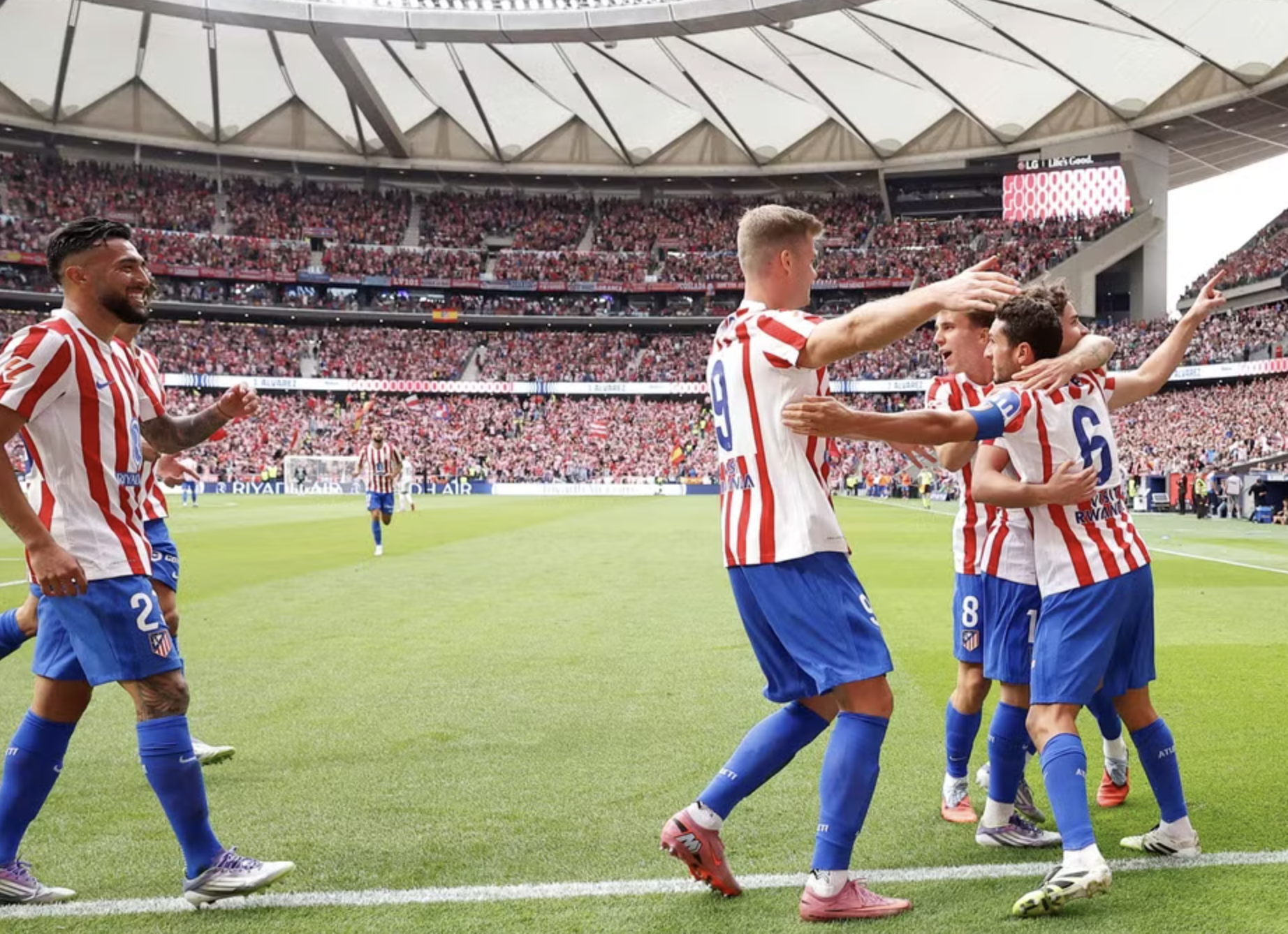 Đại chiến La Liga, Atletico Madrid thắng nghiền ép Real Madrid trận cầu 7 bàn- Ảnh 7. Đại chiến La Liga, Atletico Madrid thắng nghiền ép Real Madrid trận cầu 7 bàn- Ảnh 7.