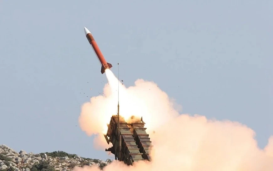 Tổng thống Zelensky tiết lộ 'l&aacute; chắn th&eacute;p' của Israel đ&atilde; đến Ukraine