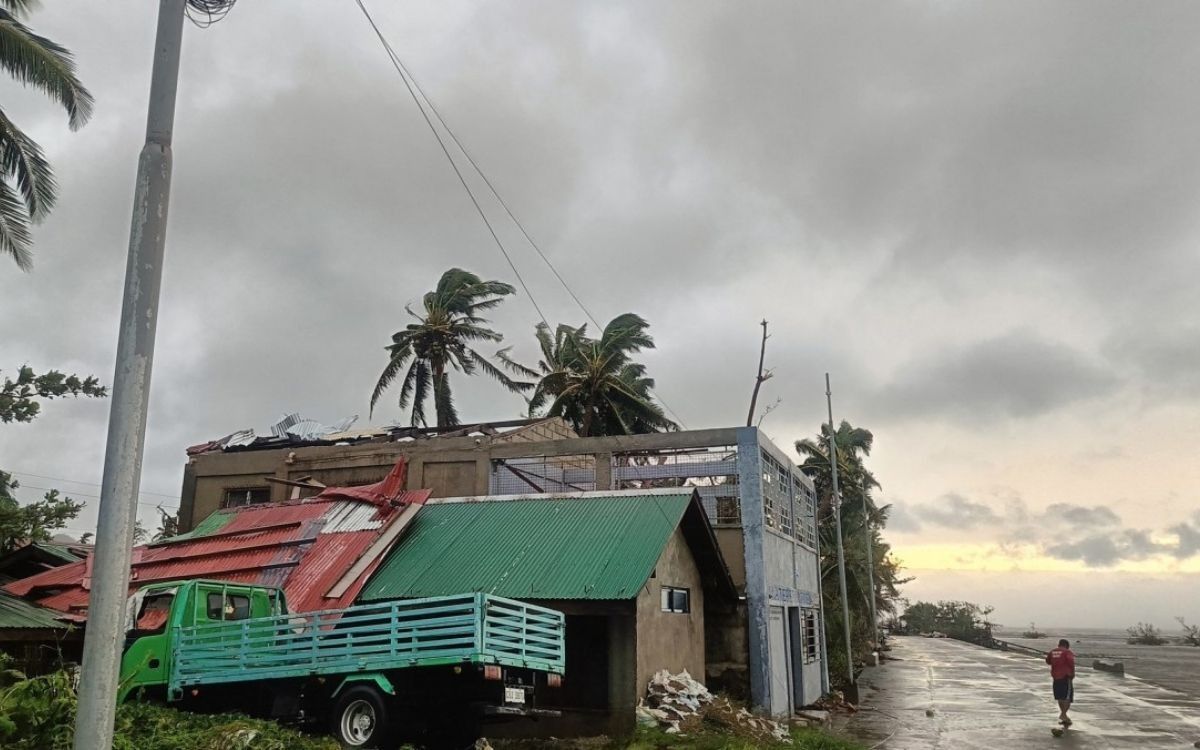 Philippines hứng thiệt hại nặng nề do bão Mirasol, Nando và Bualoi, ít nhất 26 người thiệt mạng- Ảnh 4.