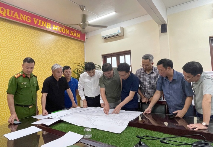 Gặp sự cố khí trong hầm lò than, 3 công nhân bị mắc kẹt- Ảnh 1.