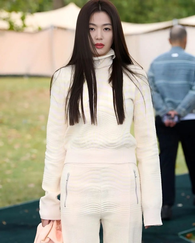 Làn sóng "tẩy chay sao Hàn" lớn chưa từng thấy ở Trung Quốc: Jeon Ji Hyun, Yoona (SNSD) thành tội đồ!- Ảnh 7.
