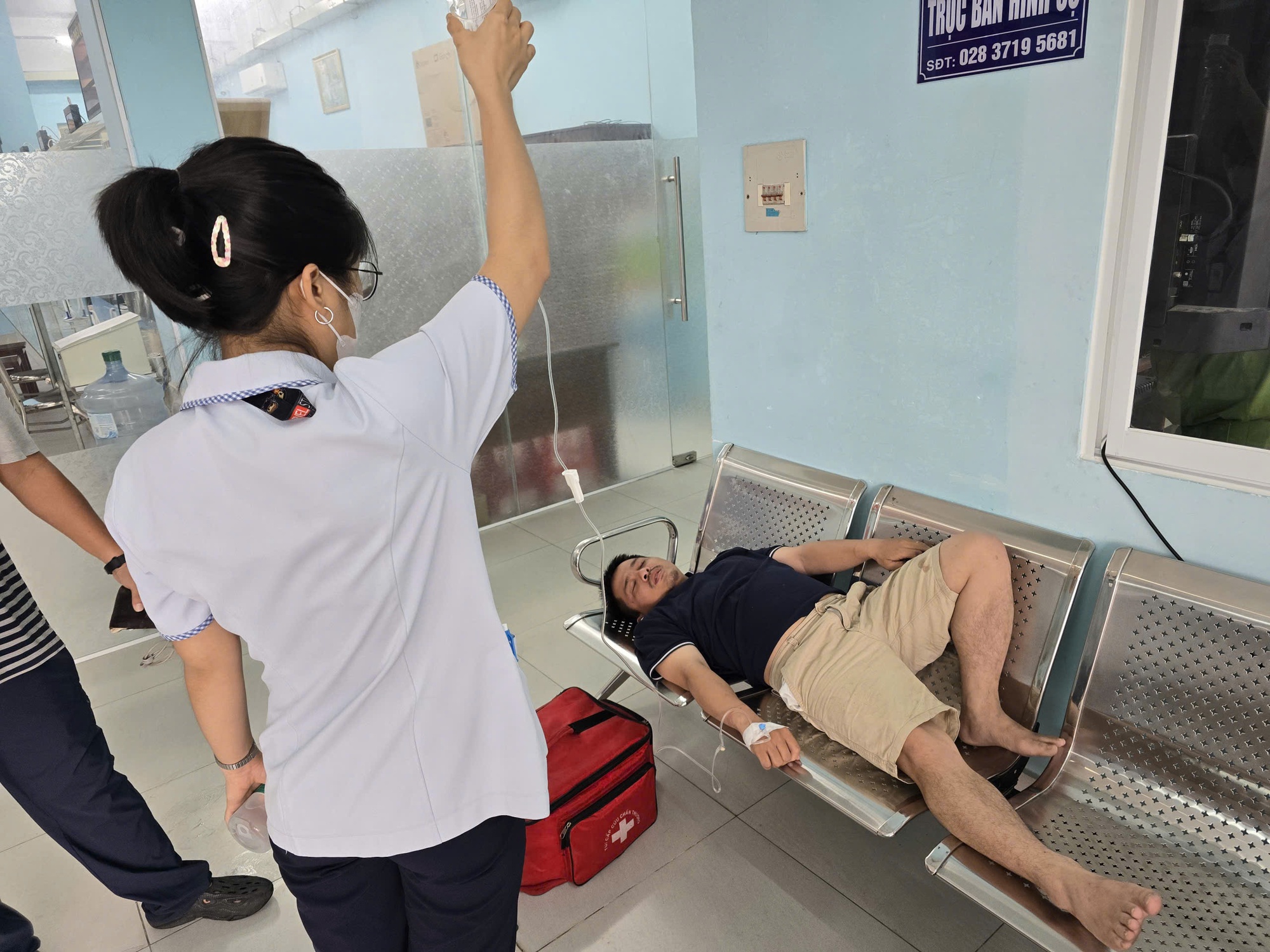 Ph&oacute;ng vi&ecirc;n VOV bị c&ograve;ng tay khi t&aacute;c nghiệp, chủ tịch UBND phường An Ph&uacute; Đ&ocirc;ng n&oacute;i g&igrave;?- Ảnh 4.