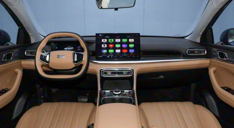 Hãng xe xây nhà máy tại Thái Bình chuẩn bị ra mắt sedan ăn xăng 2,8L/100 km, giá khởi điểm hơn 300 triệu đồng- Ảnh 2.