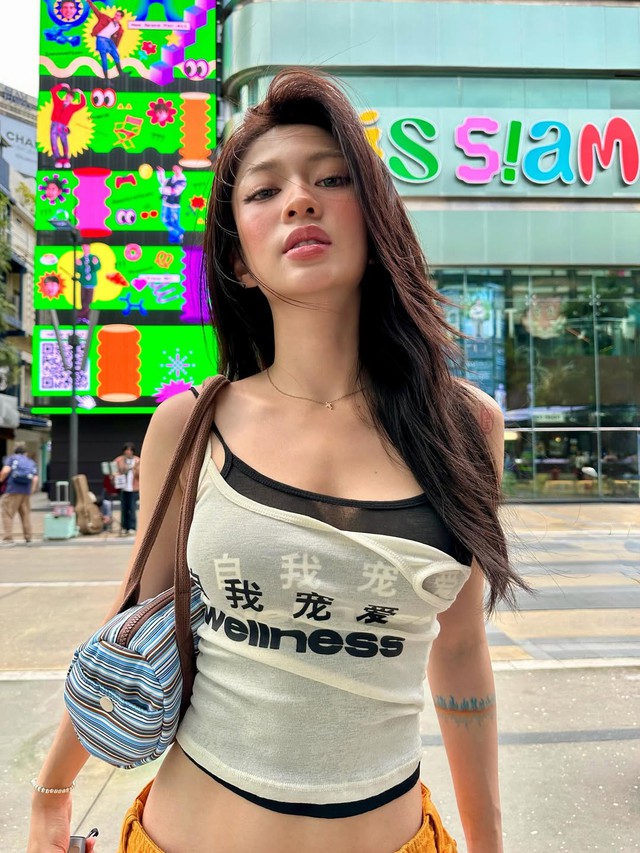 Mỹ nh&acirc;n 2k1 trong 