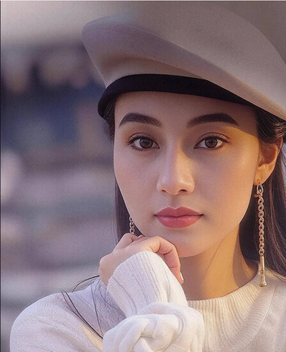 Có 1 nàng hậu "đáng sợ" khiến giới phu nhân hào môn nhấp nhổm không yên- Ảnh 3.