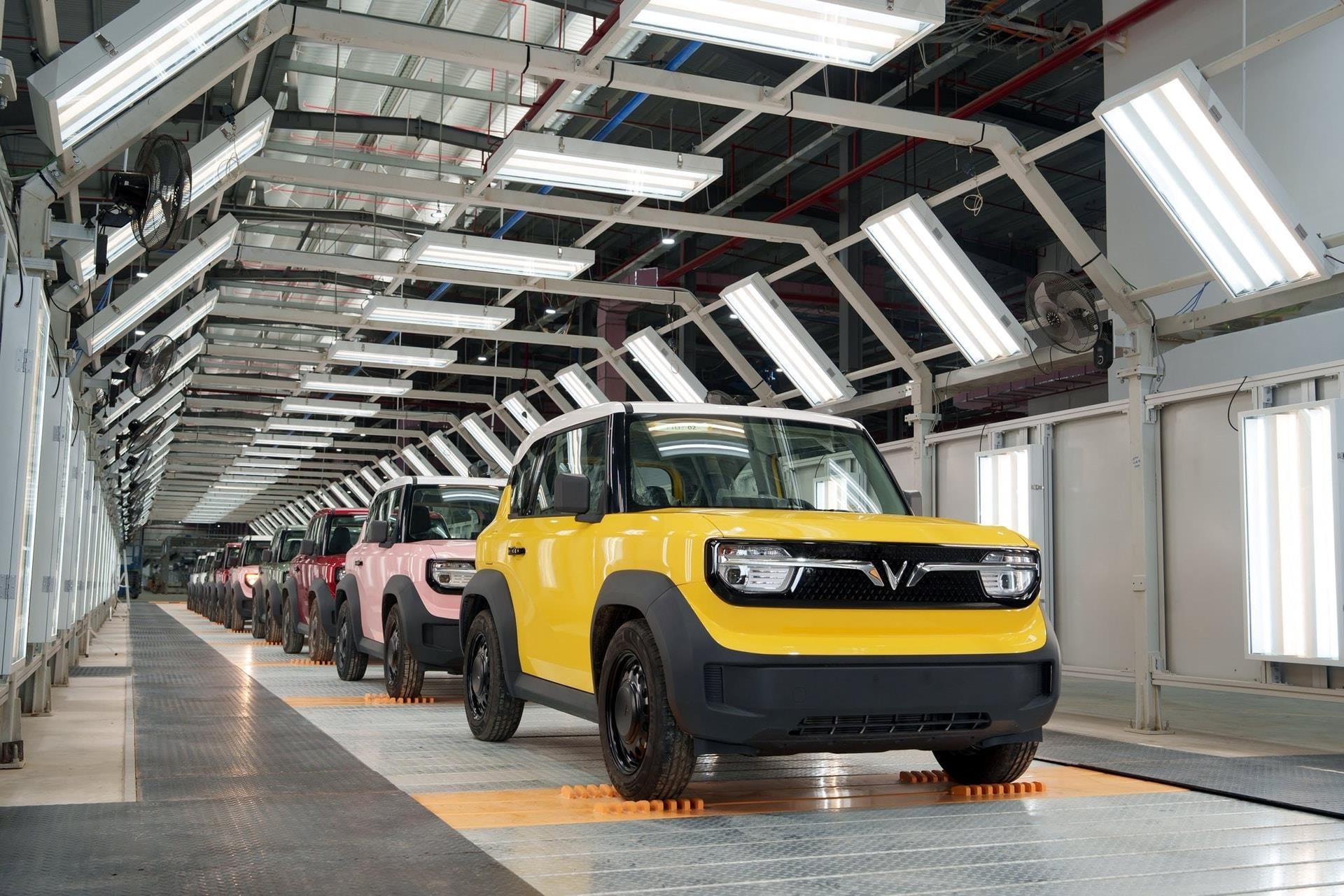 Vinhomes rót 21.000 tỷ đồng xây nhà xưởng cho thuê dành cho VinFast tại Hà Tĩnh, cần tới 15.000 lao động- Ảnh 1.