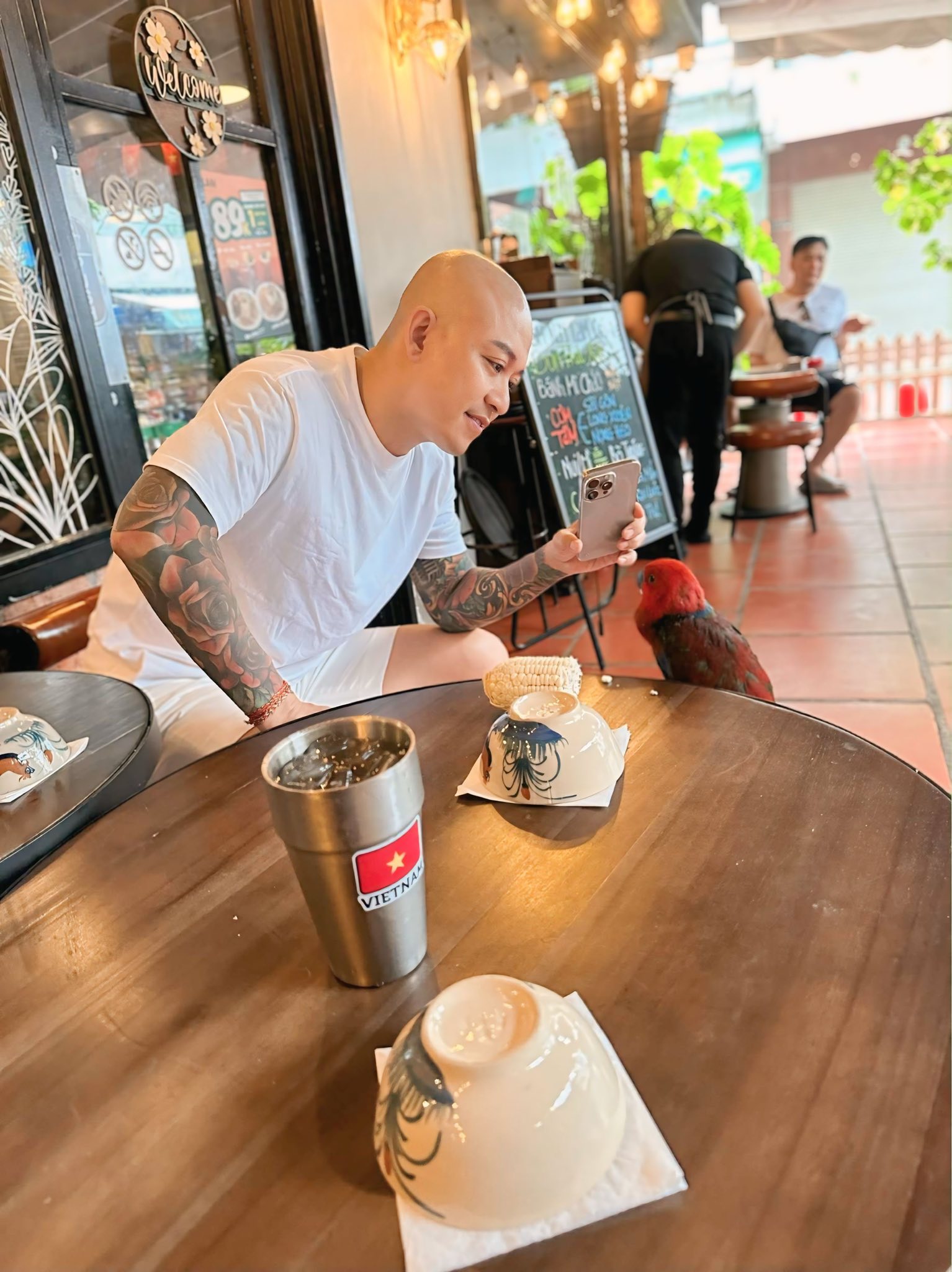 Nam ca sĩ yêu 5 mỹ nhân đình đám showbiz Việt, U50 viên mãn bên bợ hot girl kém 12 tuổi giàu có- Ảnh 11.