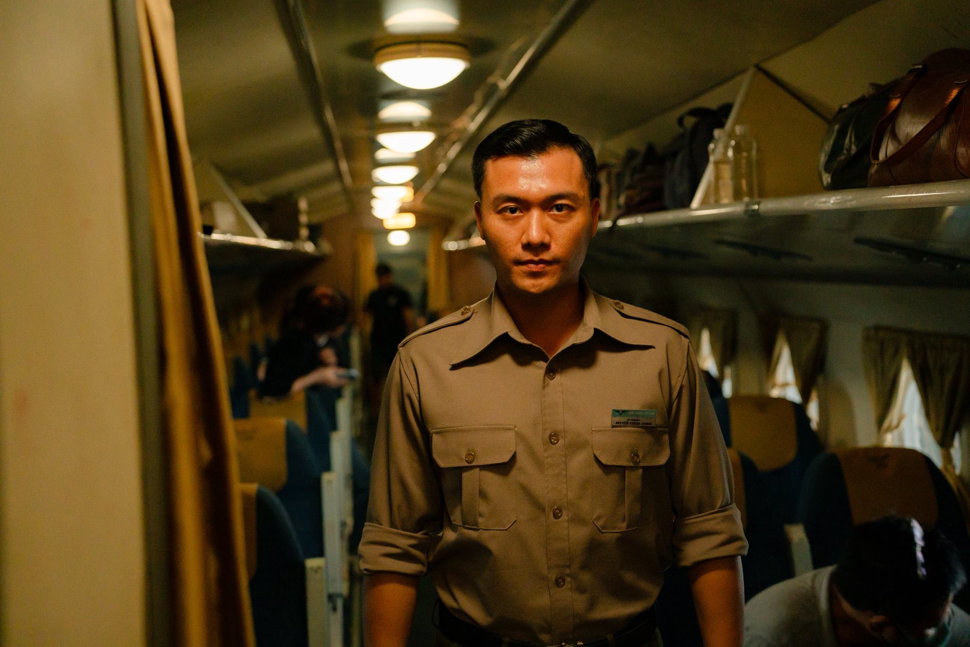 Tử Chiến Trên Không có 1 mỹ nam “mặt búng ra phản diện”, trừng mắt thôi mà khán giả run cả người- Ảnh 4.