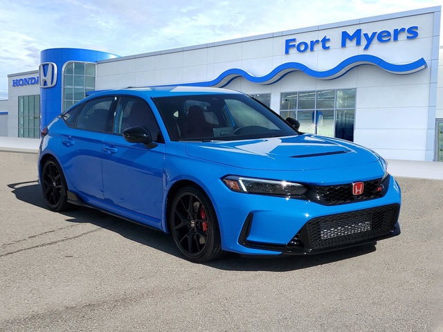 'Bia kèm lạc' không chỉ có tại Việt Nam: Đại lý này công khai kênh giá gần 400 triệu đồng đối với Civic Type R- Ảnh 2. 'Bia kèm lạc' không chỉ có tại Việt Nam: Đại lý này công khai kênh giá gần 400 triệu đồng đối với Civic Type R- Ảnh 2.