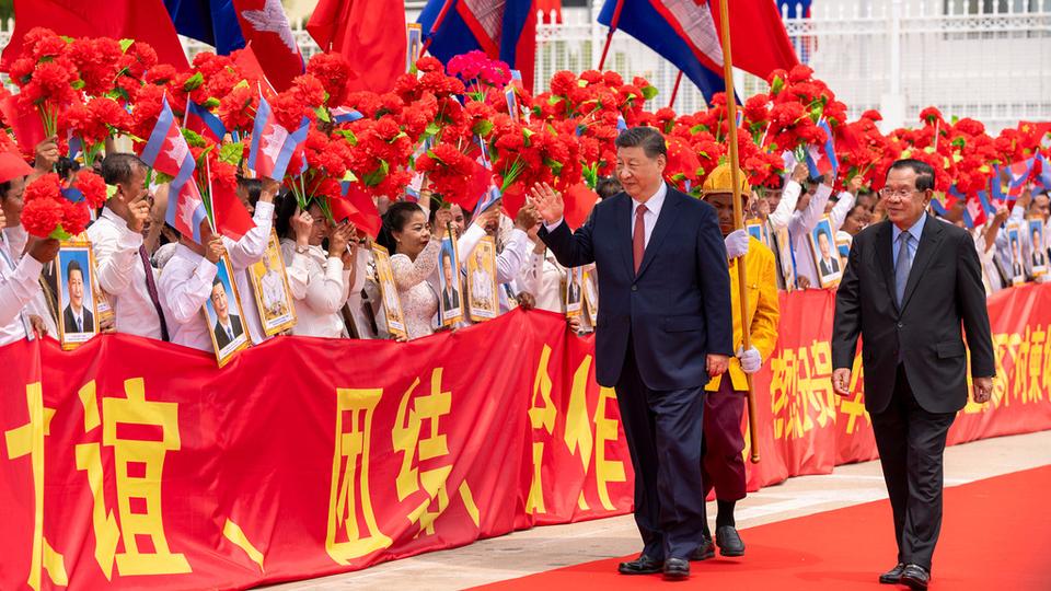 Viện Lowy: Trung Quốc dùng 'lá bài ảnh hưởng kinh tế' củng cố vai trò ở Campuchia, bỏ xa Mỹ 60%- Ảnh 1. Viện Lowy: Trung Quốc dùng 'lá bài ảnh hưởng kinh tế' củng cố vai trò ở Campuchia, bỏ xa Mỹ 60%- Ảnh 1.