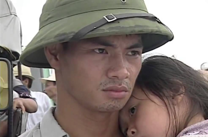 NSND Xuân Bắc và Hồng của 'Sóng ở đáy sông' sau 25 năm- Ảnh 3. NSND Xuân Bắc và Hồng của 'Sóng ở đáy sông' sau 25 năm- Ảnh 3.