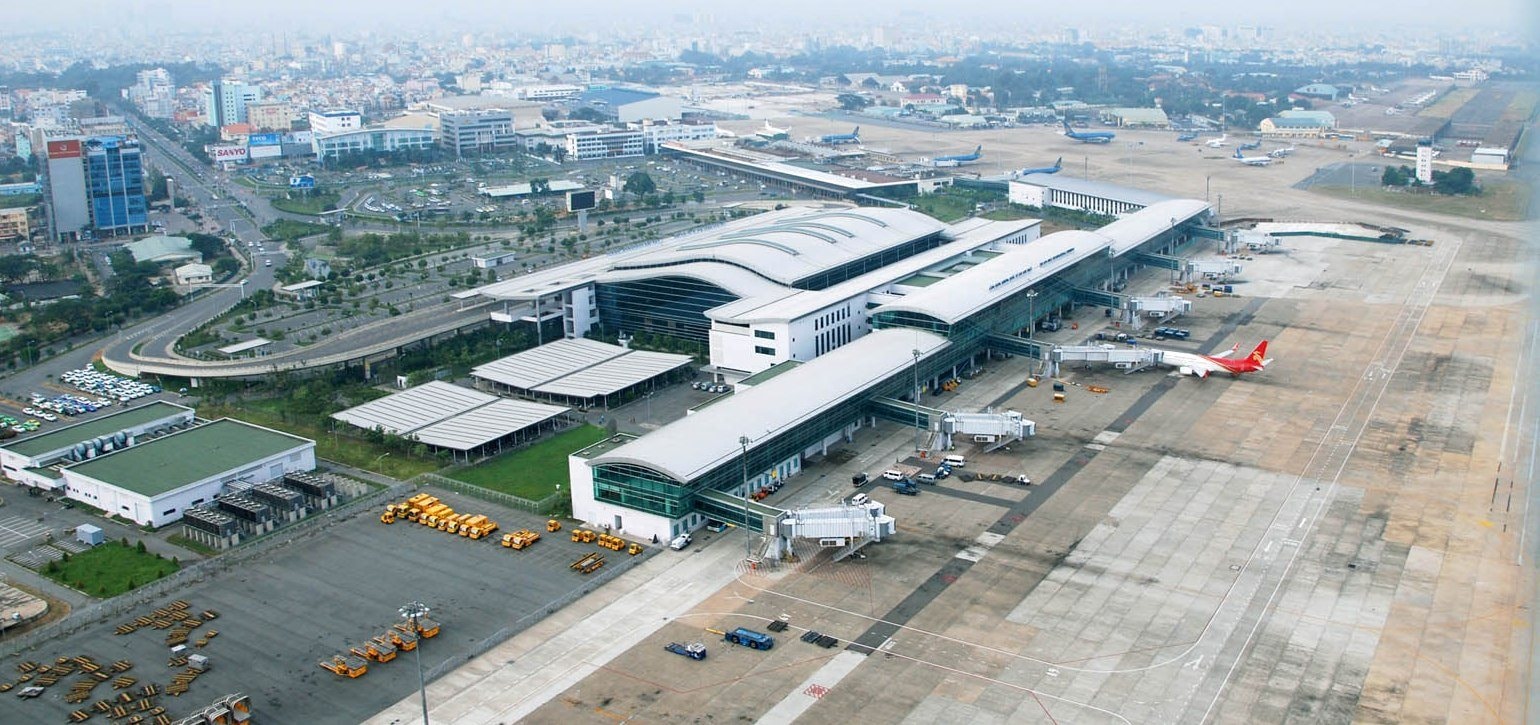 Đề xuất từng bước dừng khai thác chuyến bay quốc tế tại Tân Sơn Nhất- Ảnh 1.
