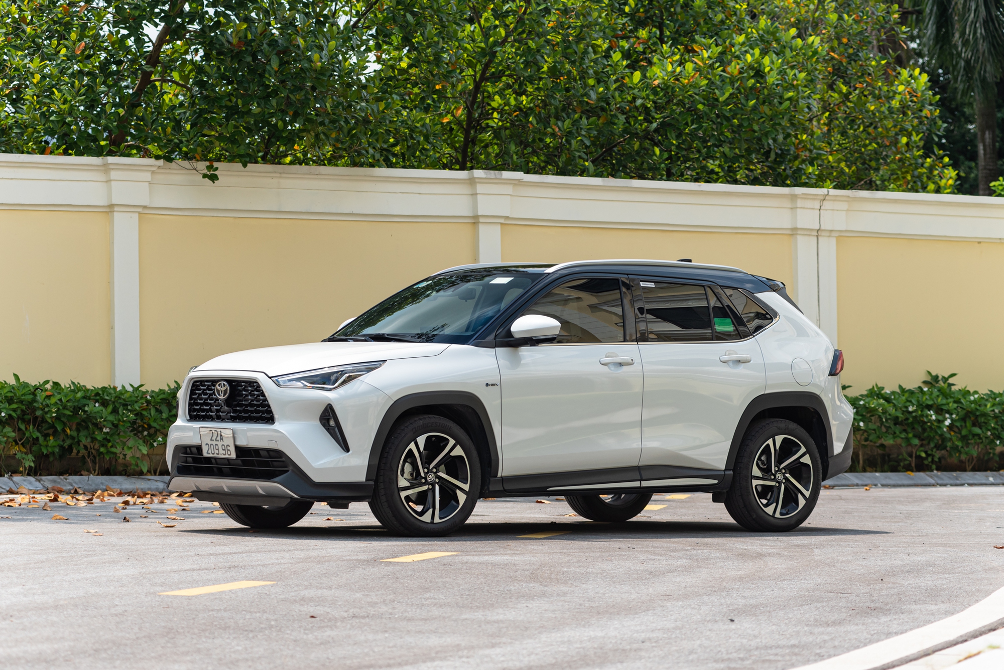 Chủ xe Toyota Yaris Cross HEV ‘bào’ 45.000km sau 2 năm: ‘Ăn xăng chỉ hơn SH, có 2 điểm cần cải thiện’- Ảnh 11.