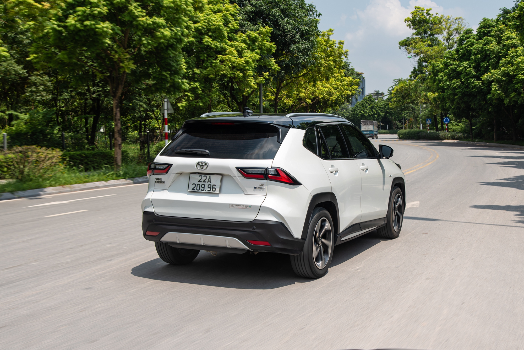 Chủ xe Toyota Yaris Cross HEV ‘bào’ 45.000km sau 2 năm: ‘Ăn xăng chỉ hơn SH, có 2 điểm cần cải thiện’- Ảnh 17.