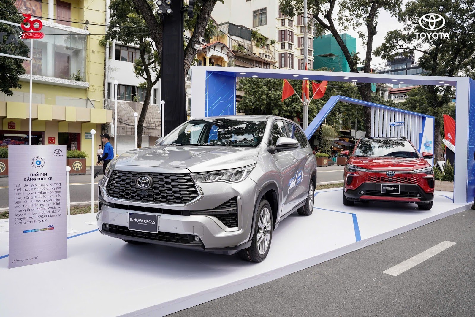 Toyota bất ngờ chơi lớn: Chuẩn bị tổng lực sản xuất xe hybrid tại Việt Nam, tung website b&iacute; ẩn v&agrave; kh&aacute;nh th&agrave;nh th&agrave;nh phố th&ocirc;ng minh- Ảnh 5.