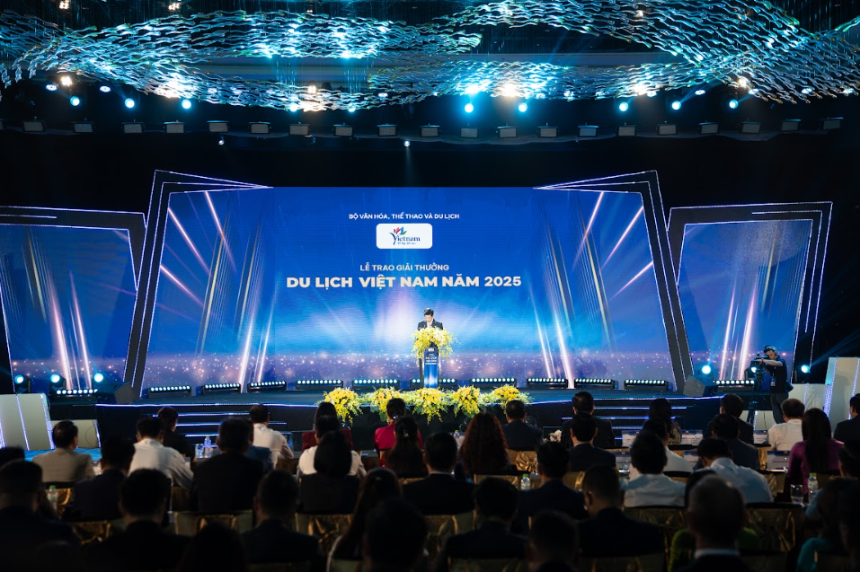 Sân golf đầu tiên của Việt Nam nằm hoàn toàn trên biển vừa nhận giải thưởng danh giá: Rộng 133 ha với 27 hố, được ví là kiệt tác đầy thách thức- Ảnh 4.