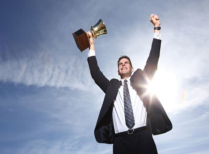 Tử vi 12 con gi&aacute;p 3/9: Tỵ ph&aacute;t triển sự nghiệp, Hợi c&oacute; của ăn của để - Ảnh 1.