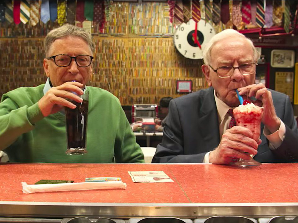 Ngược Mọi Lời Khuyên Dinh Dưỡng, Warren Buffett Vẫn Sống Khỏe Ở Tuổi 95: Ăn Như Trẻ 6 Tuổi, Sống Vui Như Thanh Niên - Ảnh 2. Ngược Mọi Lời Khuyên Dinh Dưỡng, Warren Buffett Vẫn Sống Khỏe Ở Tuổi 95: Ăn Như Trẻ 6 Tuổi, Sống Vui Như Thanh Niên - Ảnh 2.
