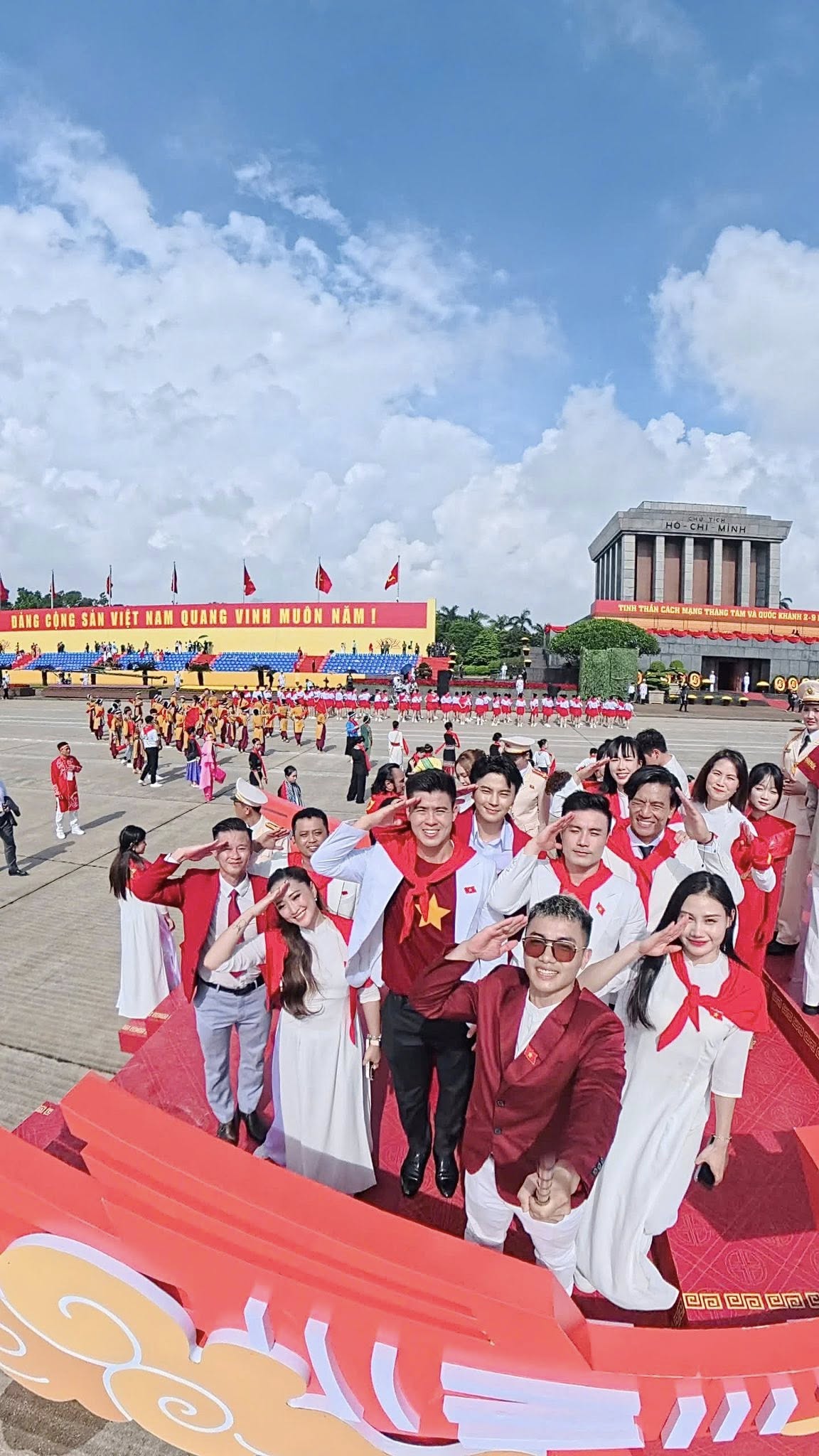 Tinh tú của thể thao Việt Nam hân hoan, tự hào giữa Quảng trường Ba Đình lịch sử ngày Đại lễ 2/9- Ảnh 3. Tinh tú của thể thao Việt Nam hân hoan, tự hào giữa Quảng trường Ba Đình lịch sử ngày Đại lễ 2/9- Ảnh 3.