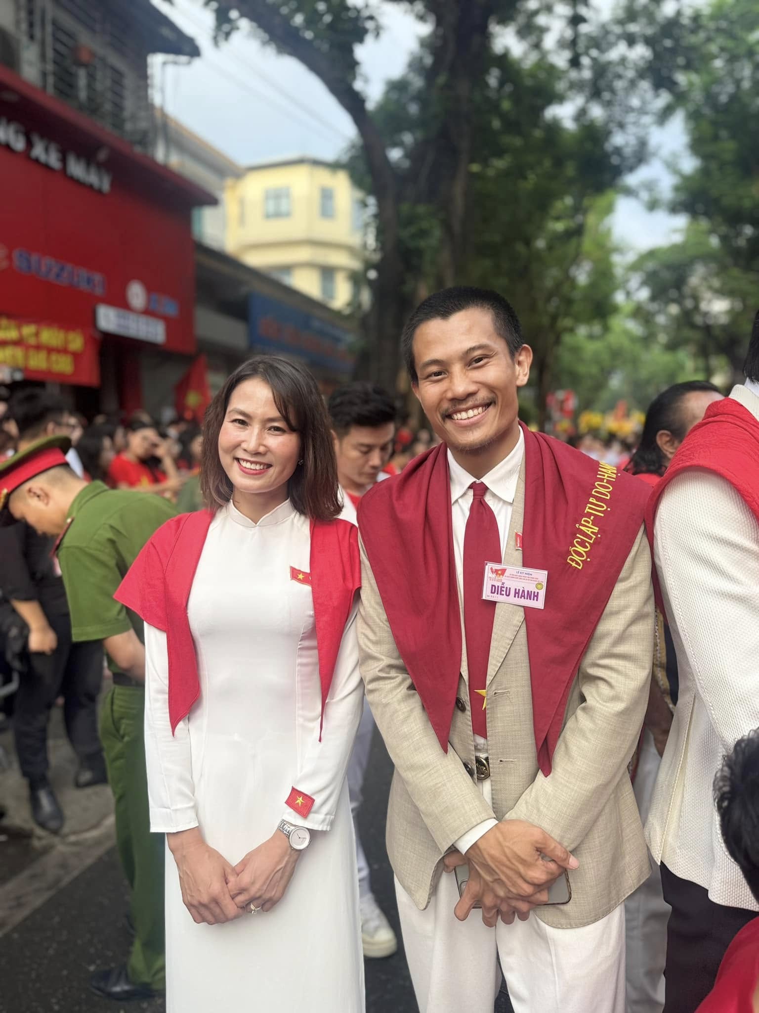 Tinh tú của thể thao Việt Nam hân hoan, tự hào giữa Quảng trường Ba Đình lịch sử ngày Đại lễ 2/9- Ảnh 11. Tinh tú của thể thao Việt Nam hân hoan, tự hào giữa Quảng trường Ba Đình lịch sử ngày Đại lễ 2/9- Ảnh 11.
