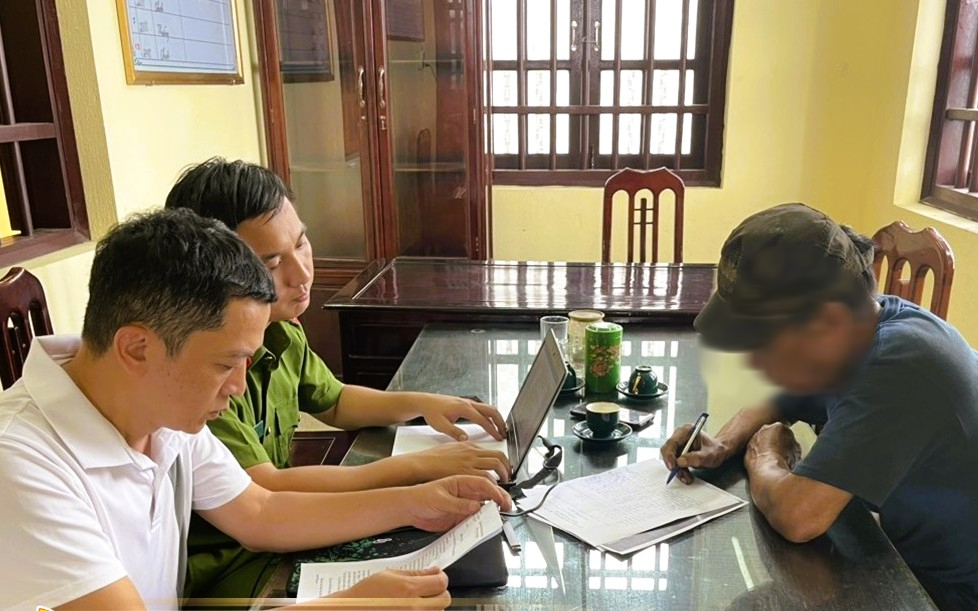 Xử phạt người đàn ông đăng thông tin sai sự thật xúc phạm lãnh đạo Đảng , Nhà nước - Ảnh 1. Xử phạt người đàn ông đăng thông tin sai sự thật xúc phạm lãnh đạo Đảng , Nhà nước - Ảnh 1.